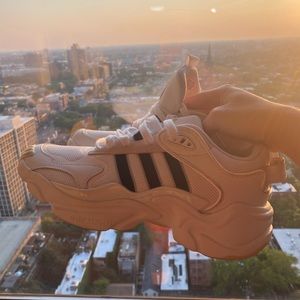 AdiPRENE by adidas size 9 white platform sneakers